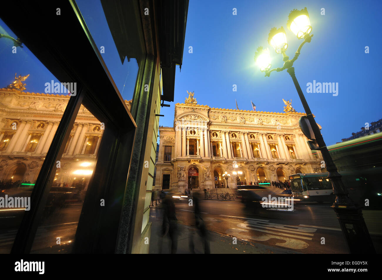 Opera House dans la lumière du soir, Paris, France Banque D'Images