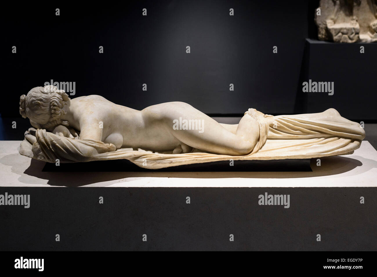 Rome. L'Italie. Museo Nazionale Romano. Palais Massimo alle Terme. Hermaphrodite endormi. Nido Verde Ermafrodito. Banque D'Images