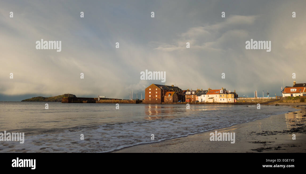 Vieux Grenier et Harbour, North Berwick Banque D'Images