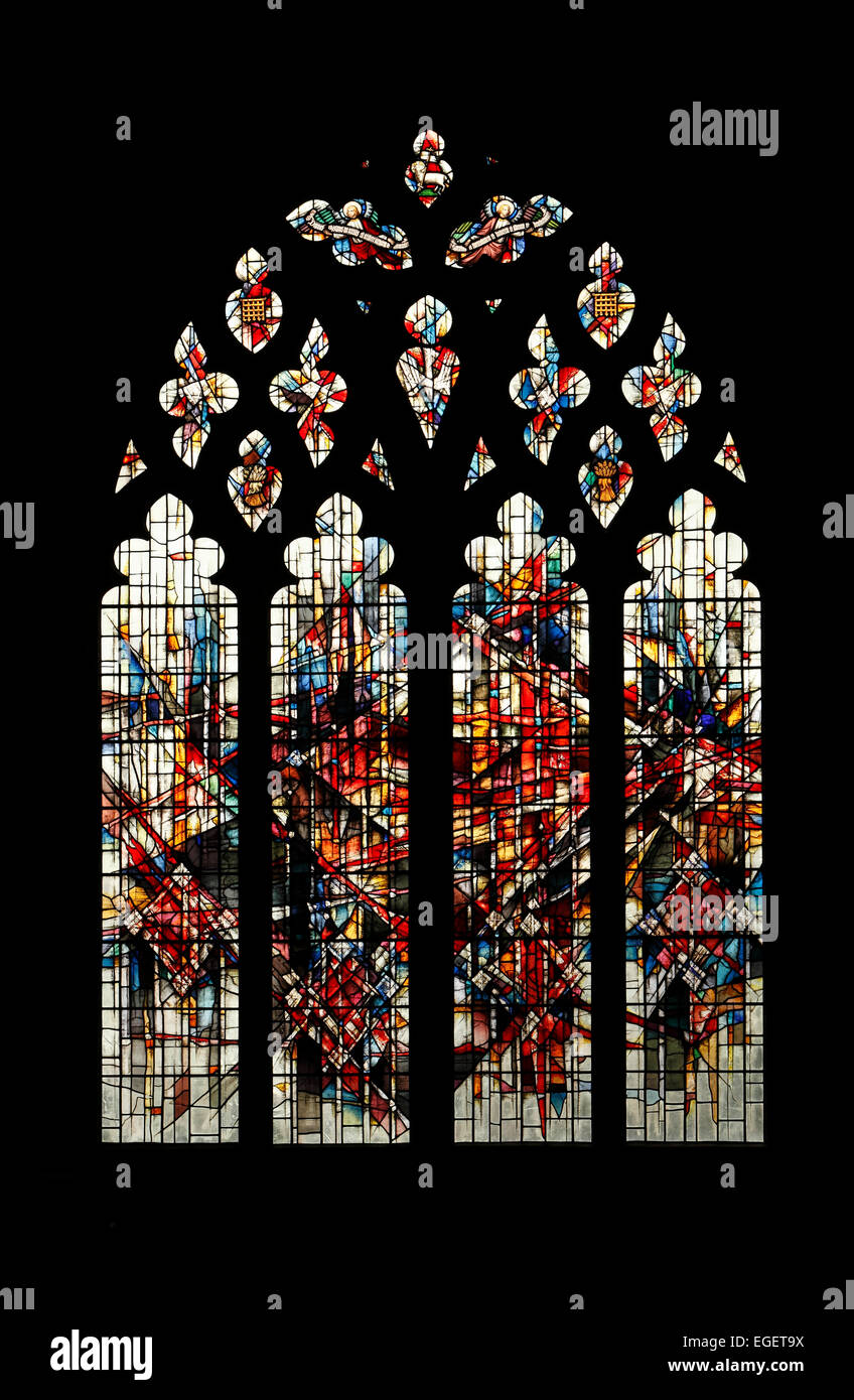 Vitrail moderne dans la cathédrale de Chester. Fenêtre de Westminster par Alan plus jeunes (1992) Banque D'Images