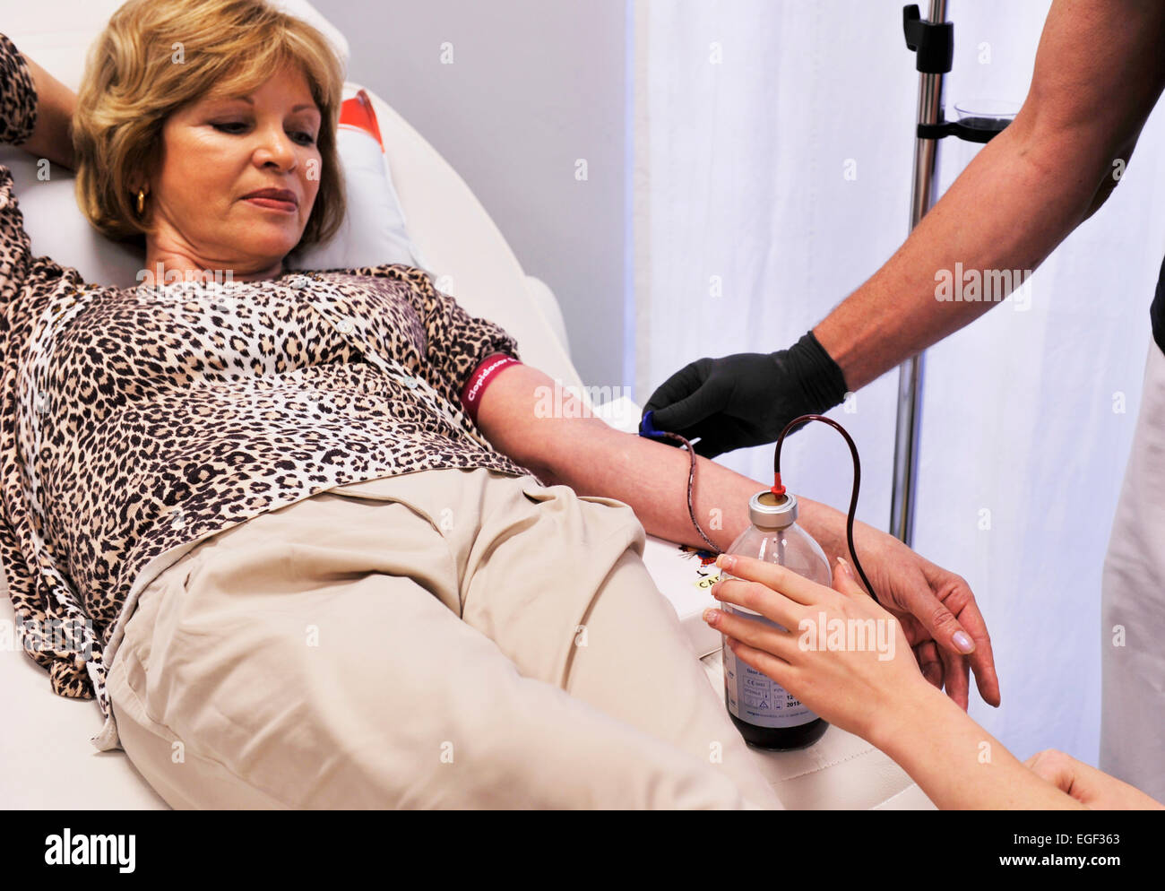 Même une famille de la pratique d'un médecin généraliste peut être une bonne spécialisation. Ce GP est une grande ville de l'un des principaux sports medicin Banque D'Images