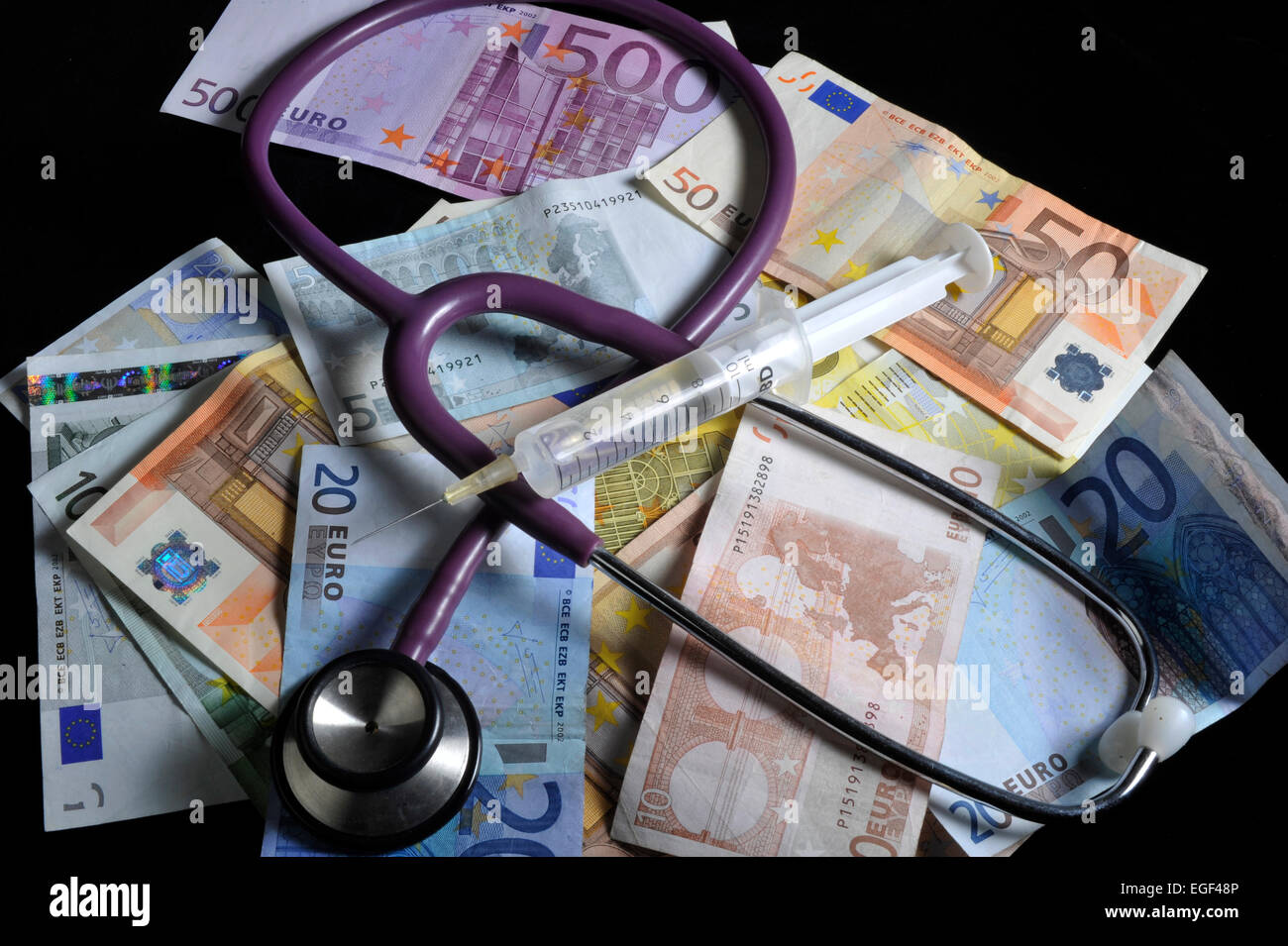 Photo symbolique en rapport avec la médecine, la corruption. Banque D'Images