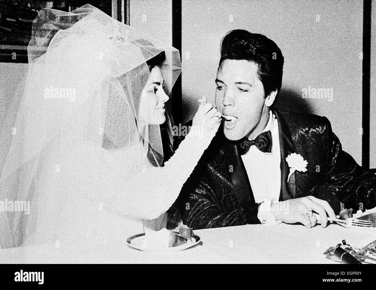 LAS VEGAS, NV - 10 NOVEMBRE - Elvis et Priscilla Presley Mariage à l'hôtel Aladdin, Las Vegas, Nevada, le 10 novembre 1997. Banque D'Images