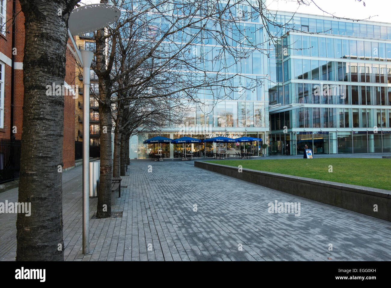 Carluccio's restaurant à la place de forbury, Reading, Berkshire, Royaume-Uni. Banque D'Images