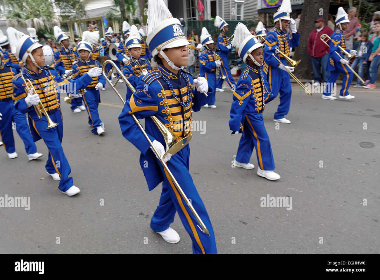 Children's fanfare, défilé, Mardi Gras, Nouvelle Orléans, Louisiane, USA Banque D'Images