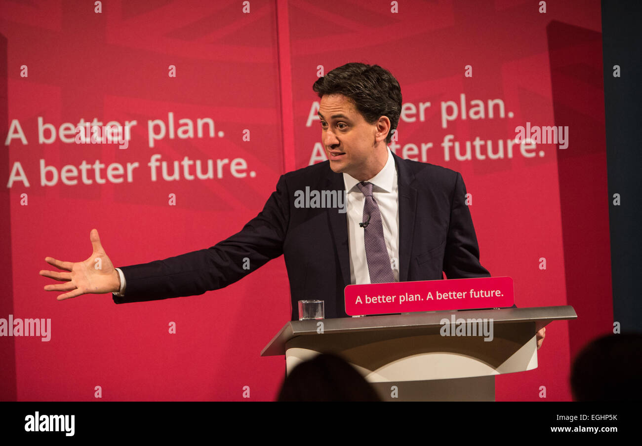 Ed Miliband offre son discours sur les arts à la Battersea Arts Centre, Londres Banque D'Images