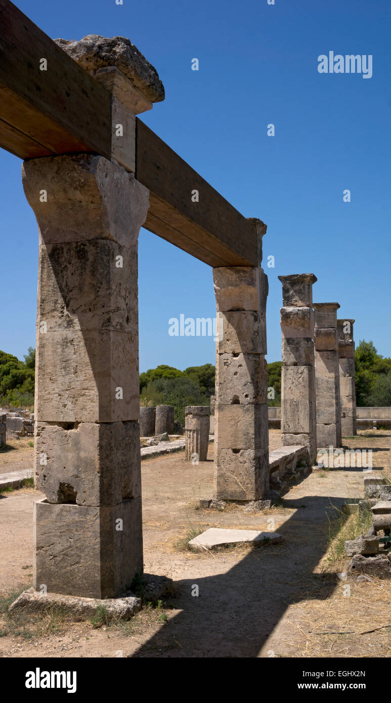 Ruines à Epidaure, Argolide, Péloponnèse, Grèce, Europe Banque D'Images