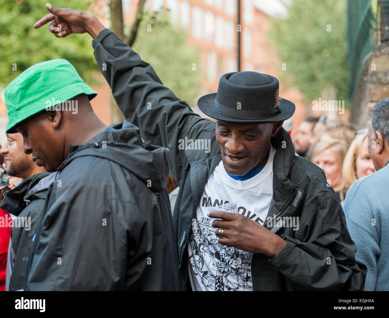 Darcus Howe, militant des droits civiques et présentatrice TV, assiste à la compétition Panorama National à Notting Hill Carnival 2014 comprend : Darcus Howe Où : London, Royaume-Uni Quand : 23 août 2014 Banque D'Images