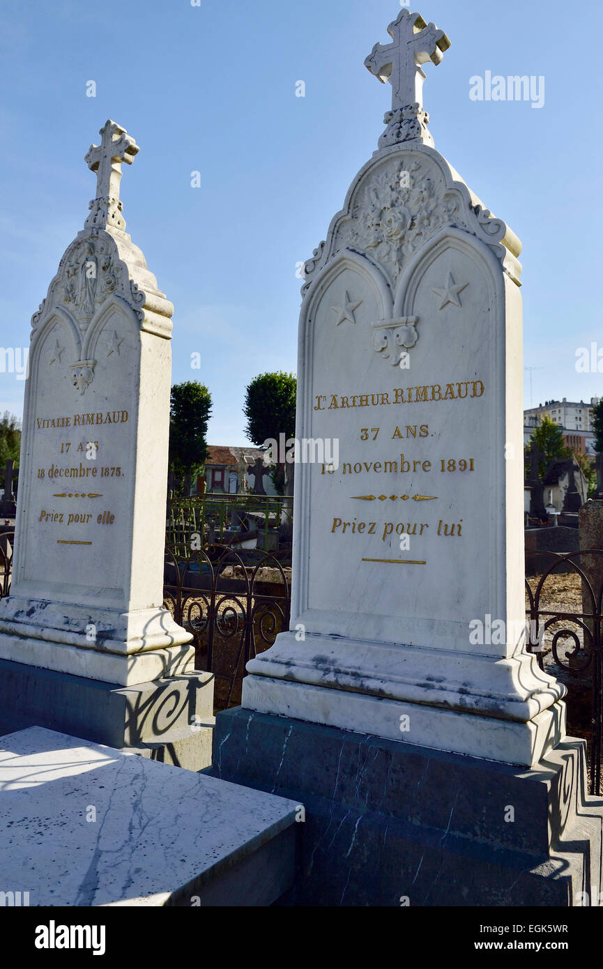 Charleville-Mézières (nord-est de la France) : la tombe du poète Arthur Rimbaud Banque D'Images