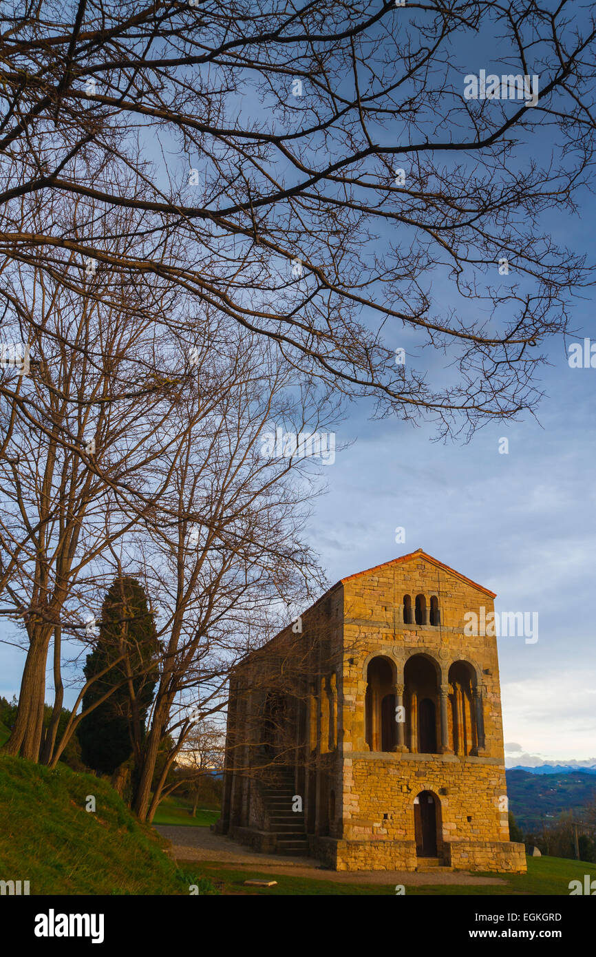 L'église de St Marie du Mont Naranco. Oviedo, Asturias, Espagne. L'Europe. Banque D'Images