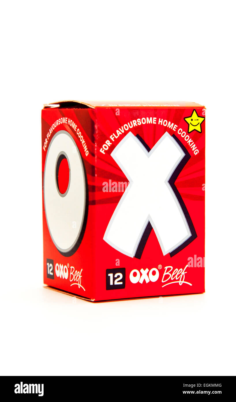 Oxo cubes de boeuf fort logo produit cuisson pack saveur saveur découpe paquet découper fond blanc copie espace isolé Banque D'Images