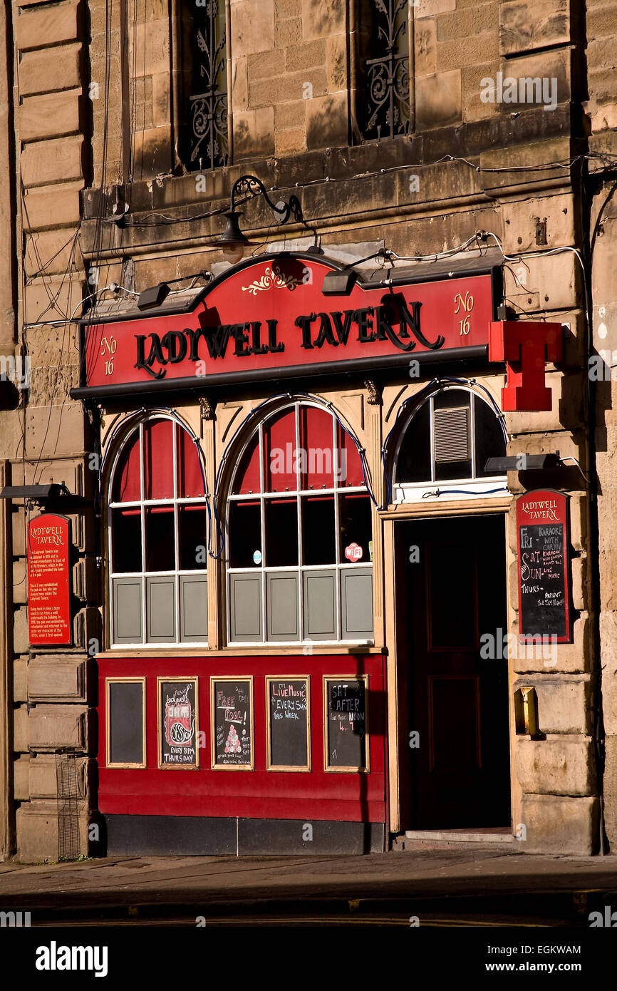 La Taverne Ladywell 1876 situé au 16 Victoria Road, Dundee, Royaume-Uni Banque D'Images