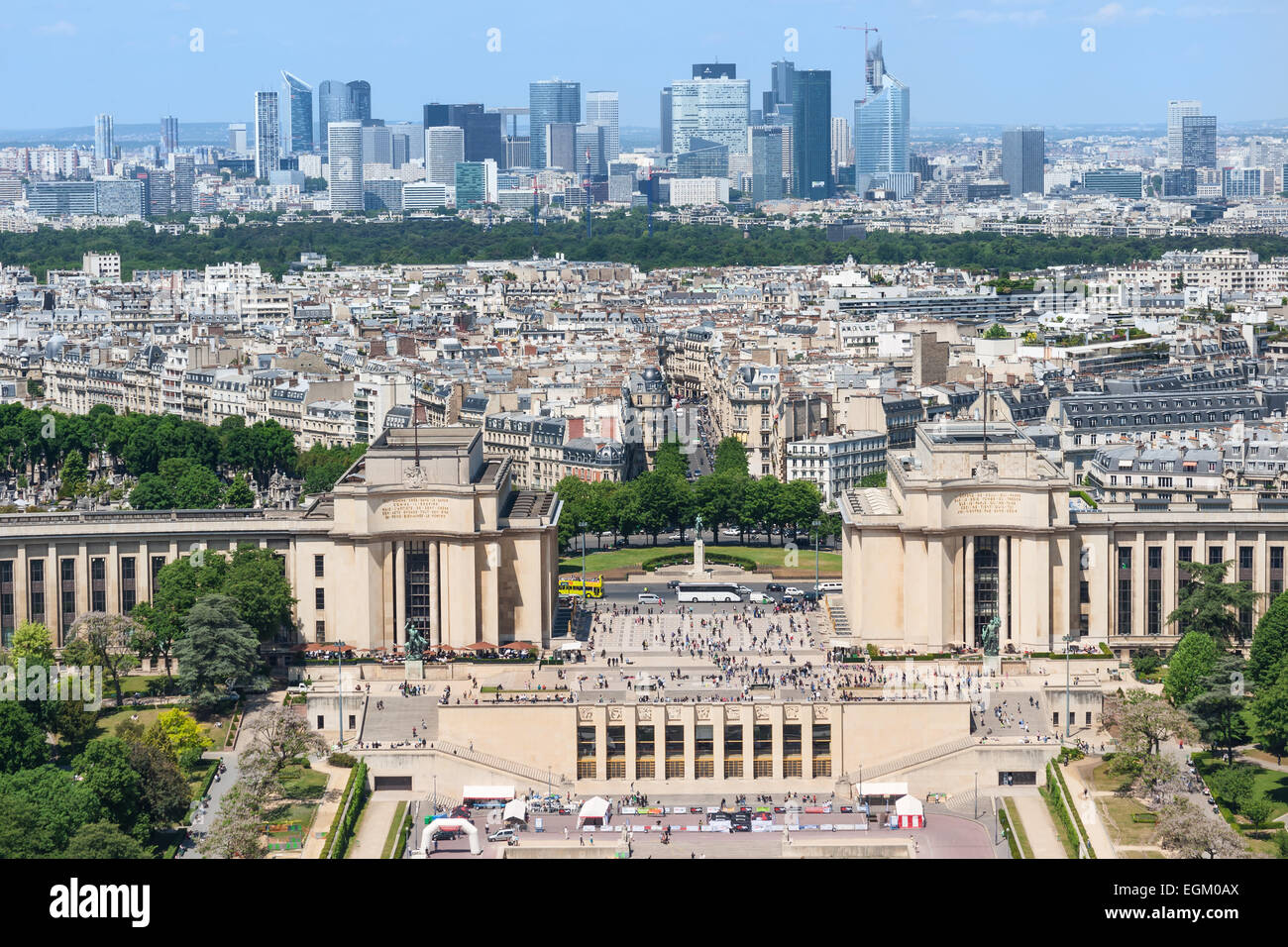Vue sur la Place du Trocadéro, de la Tour Eiffel. Paris , France Banque D'Images
