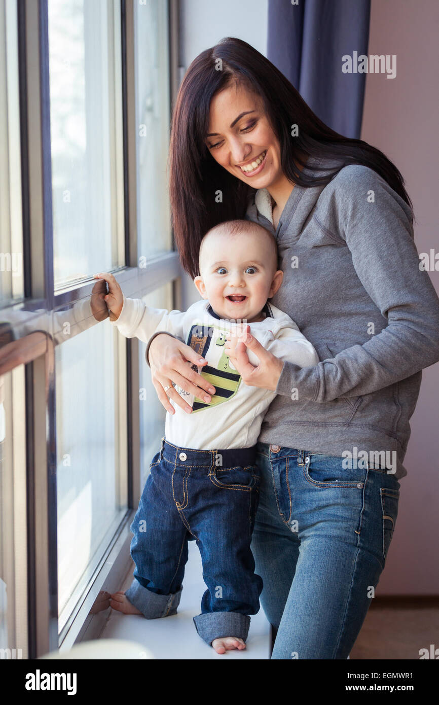 Mother with baby boy Banque D'Images