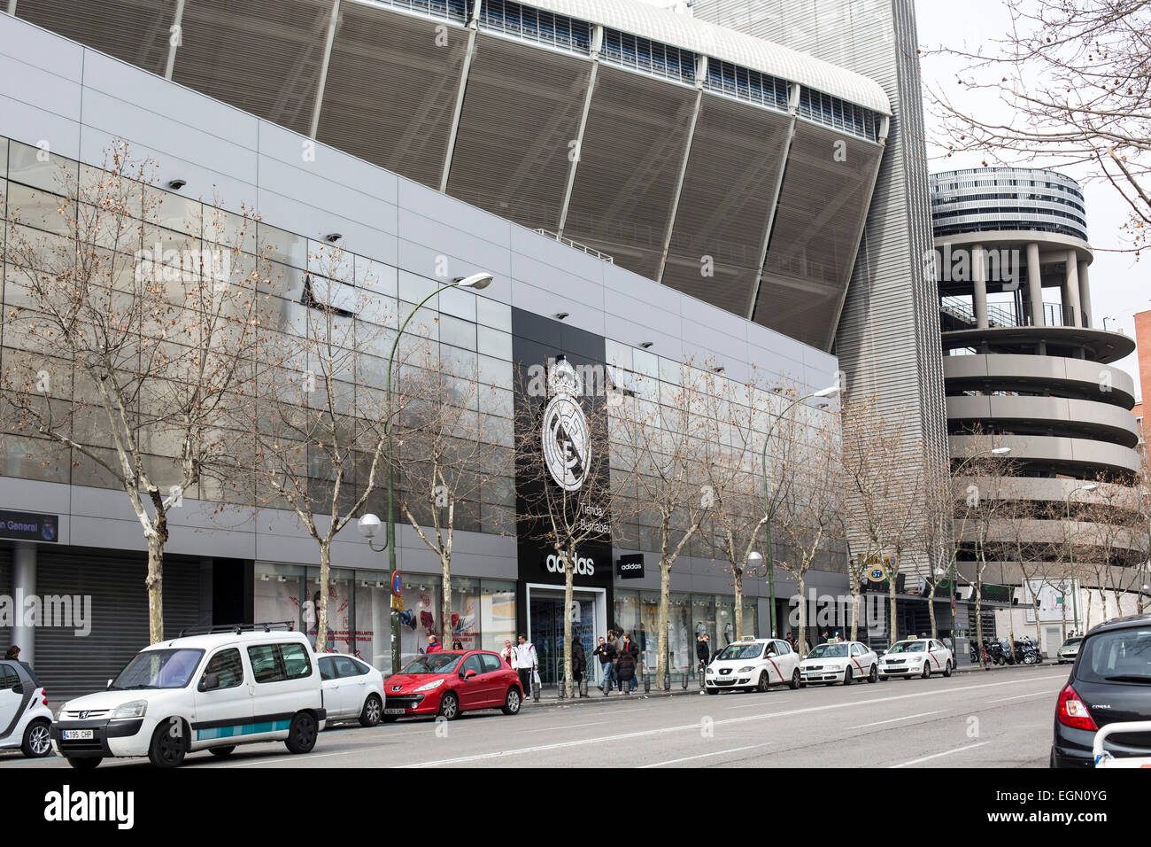 Le stade Bernabeu du Real Madrid football club boutique Banque D'Images