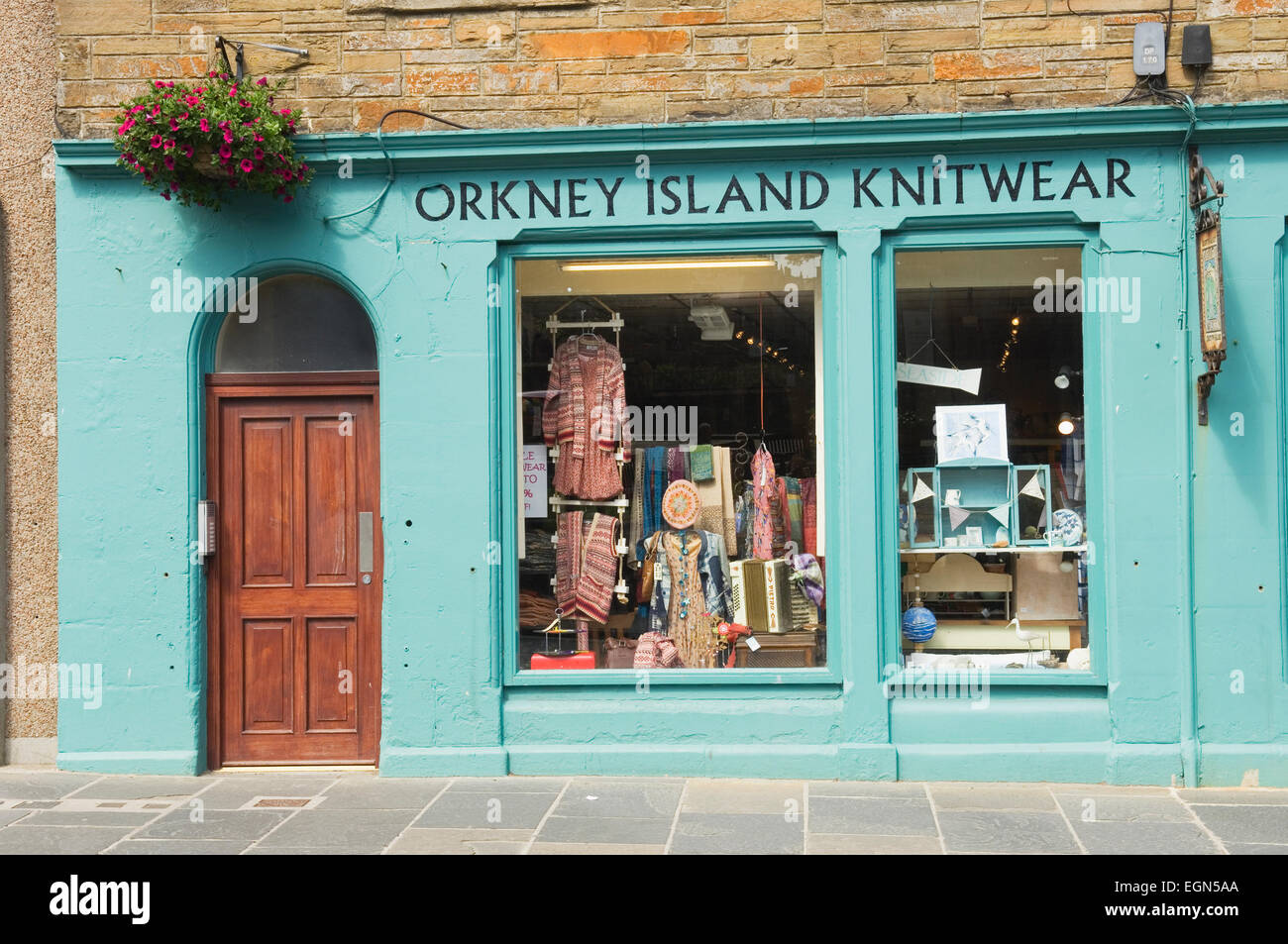 Boutique de vêtements tricotés dans Kirkwall, Orkney Islands, en Écosse. Banque D'Images