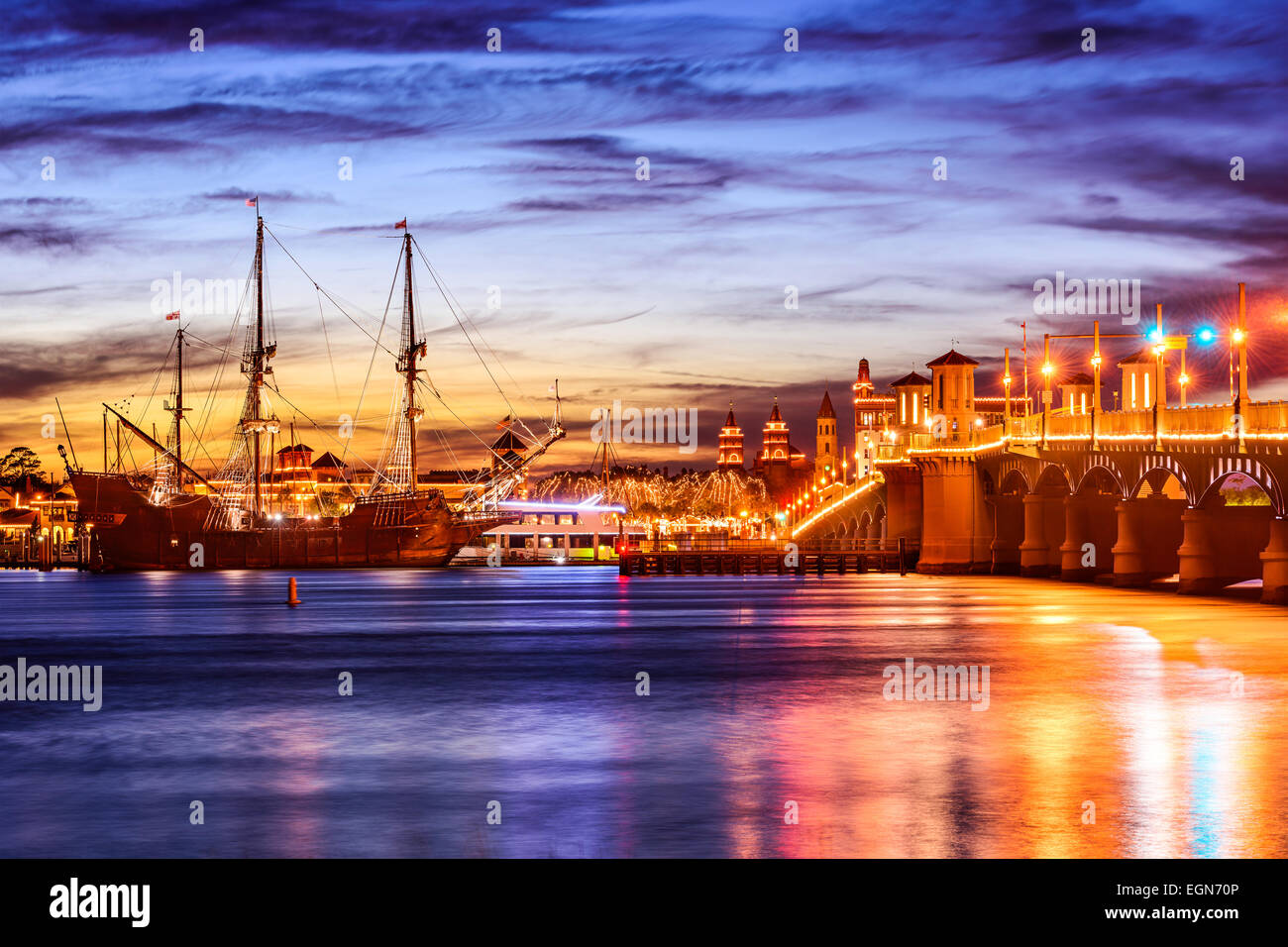 Saint Augustine, Floride, USA cityscape au pont des Lions sur l'Atlantic Intracoastal Waterway. Banque D'Images