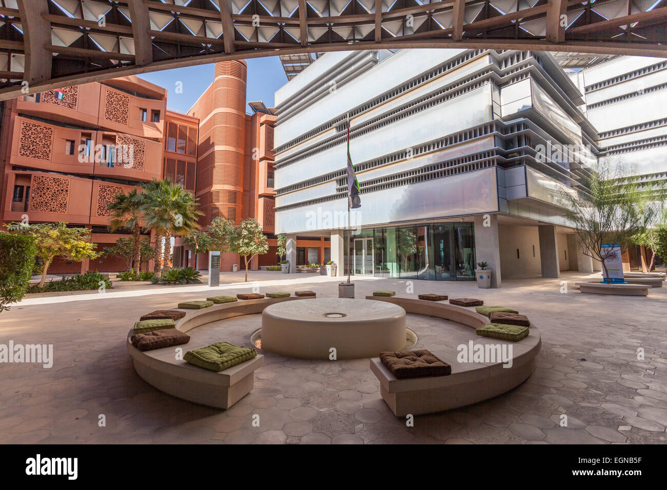 Vue de l'Institut Masdar de la science et de la technologie, Abu Dhabi Banque D'Images