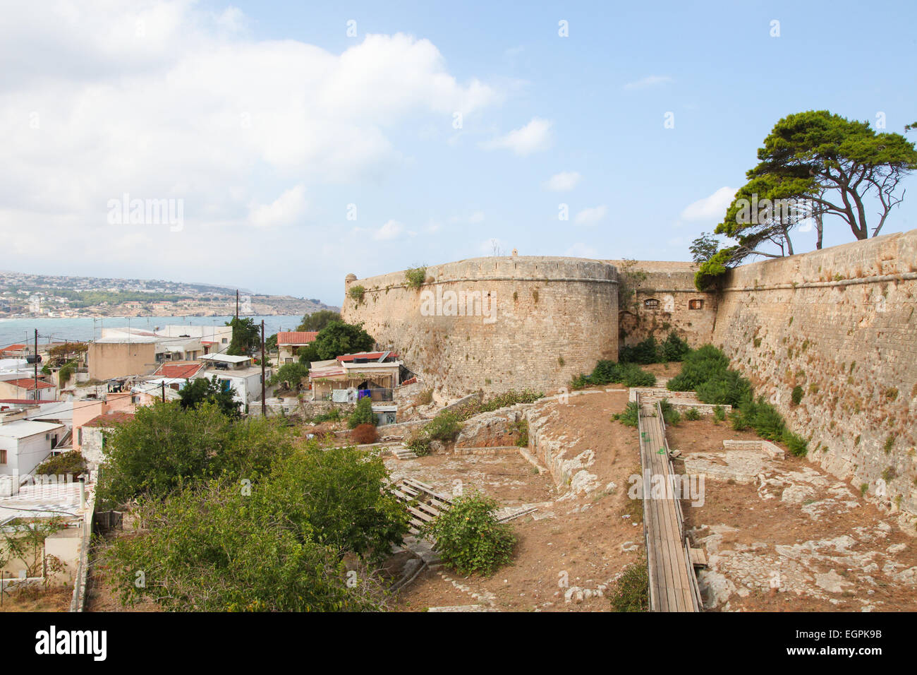 Murs de la citadelle vénitienne de la Fortezza ou dans la ville de Réthymnon sur l'île de Crète, Grèce, créé en 1573. Banque D'Images