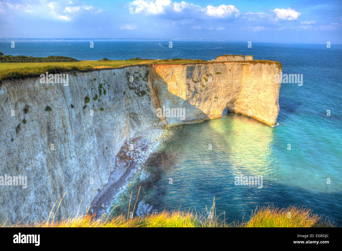 Piles de craie côte jurassique roches Old Harry Dorset England UK est de Studland près de Swanage Poole et Bournemouth comme un paintin Banque D'Images