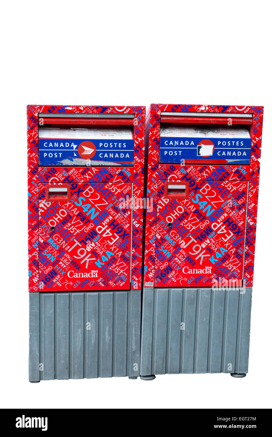 Les boîtes aux lettres de Postes Canada isolé sur fond blanc Banque D'Images
