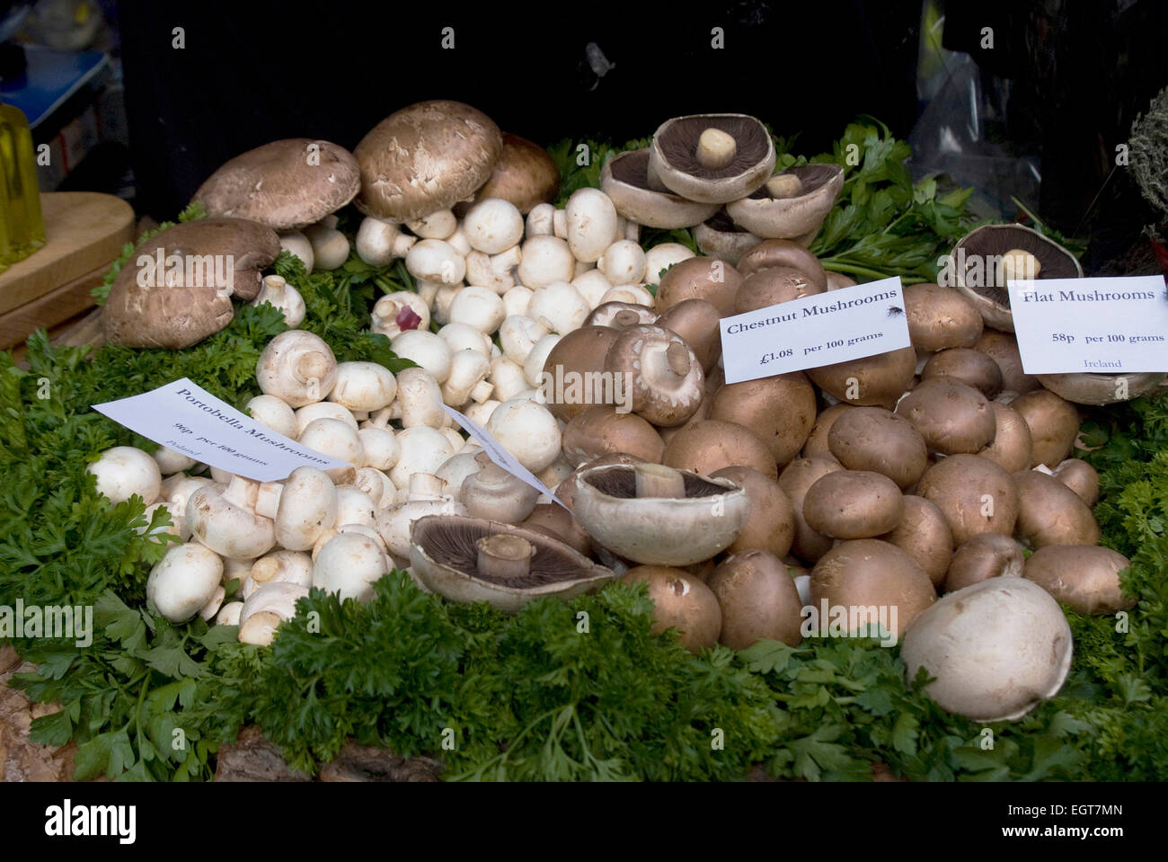 Affichage de champignons, Borough Market, London, SE1, Angleterre Banque D'Images