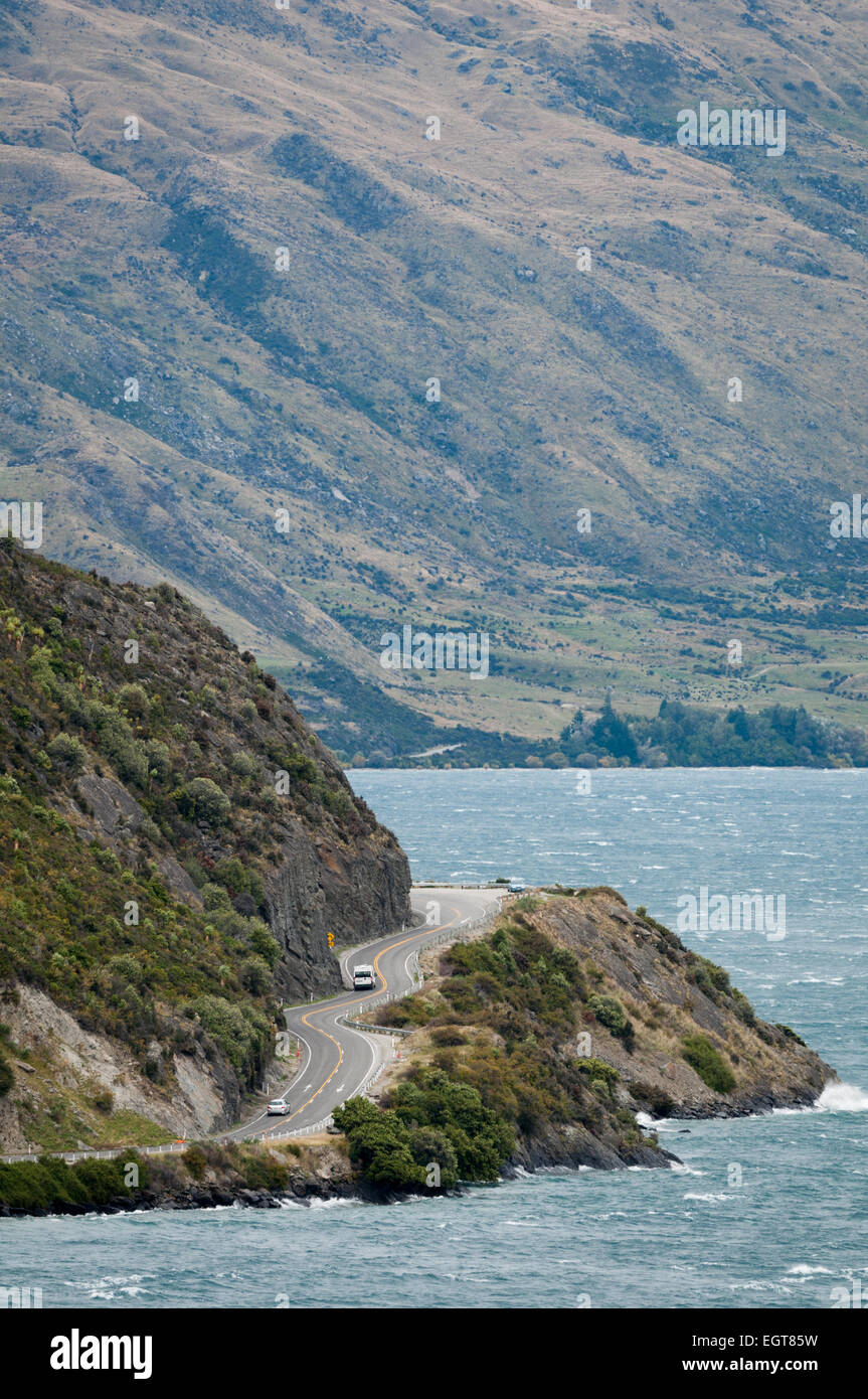 State Highway 6, Kingston Road, à côté du lac Wakatipu, près de Queenstown, Otago, île du Sud, Nouvelle-Zélande. Banque D'Images