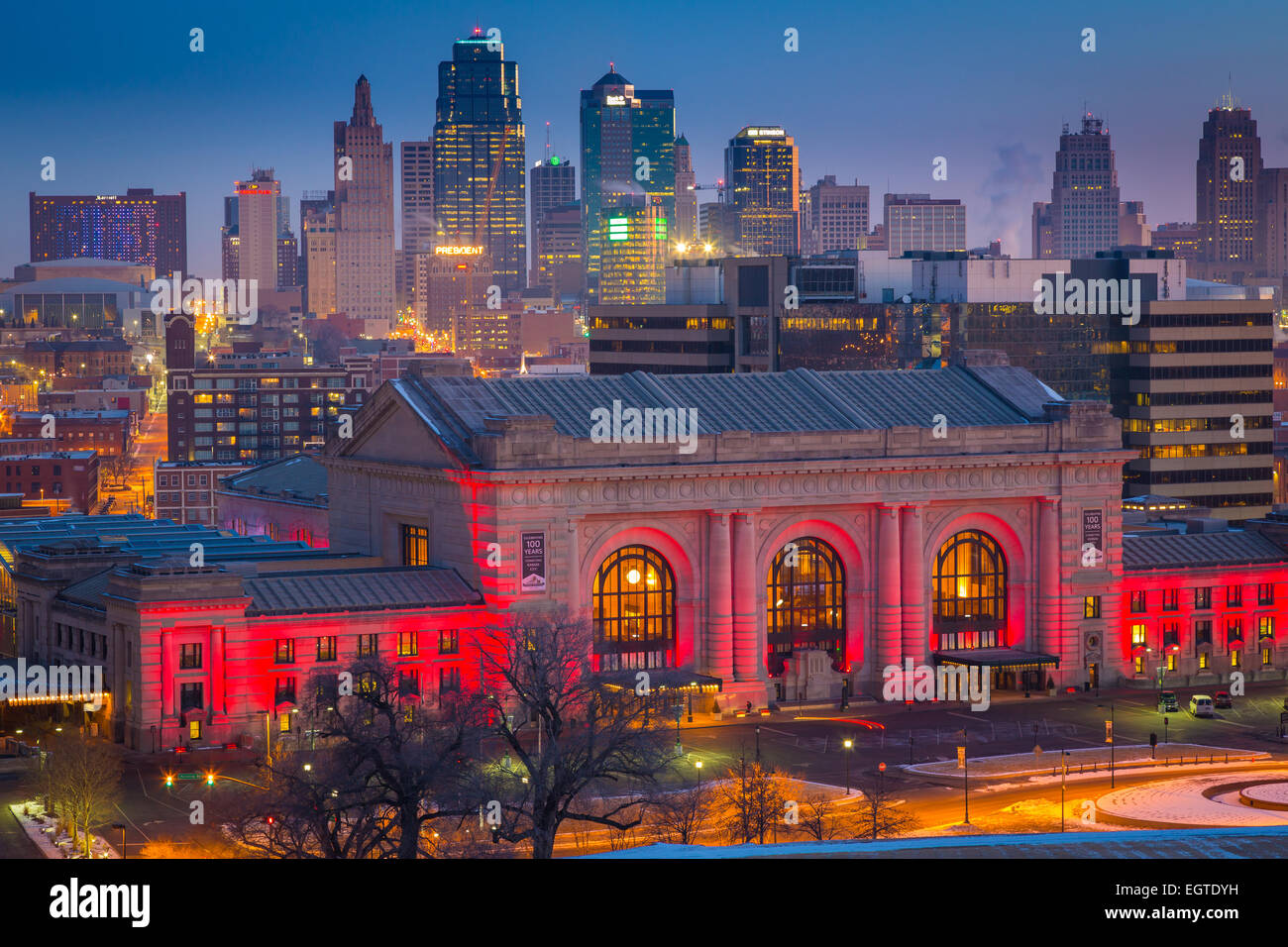 Kansas City (souvent appelé K.C.) est la ville la plus peuplée de l'État américain du Missouri. Banque D'Images