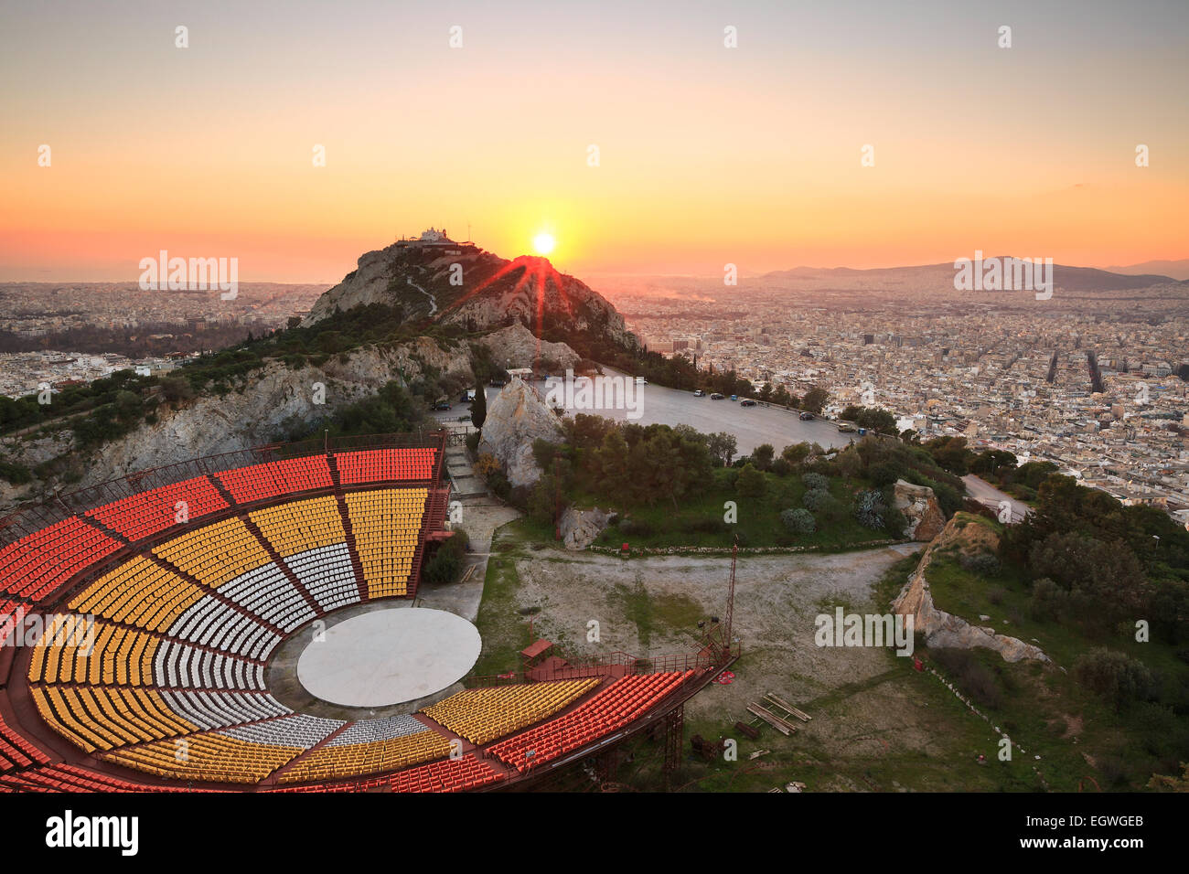Théâtre en plein air sur la colline Lycabettus à Athènes, Grèce. Banque D'Images