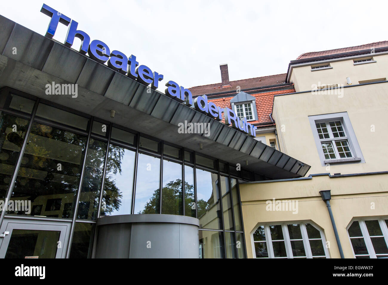 Bâtiment de théâtre théâtre an der Ruhr en Allemagne, Mülheim' Banque D'Images