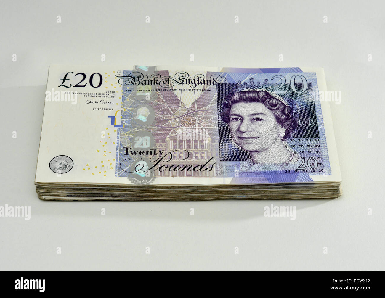 £1000 £20 dans Notes. Une pile de 20 livres 50 notes composant un grand en espèces Banque D'Images