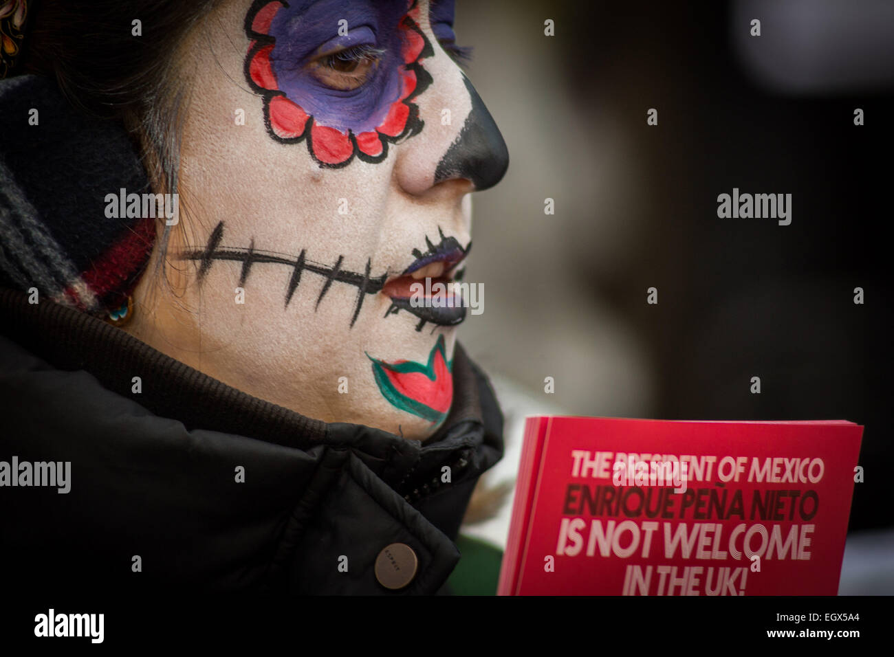 Londres, Royaume-Uni. 3 mars, 2015. Protestation contre le président du Mexique, M. Peña Nieto, U.K. visitez Crédit : Guy Josse/Alamy Live News Banque D'Images