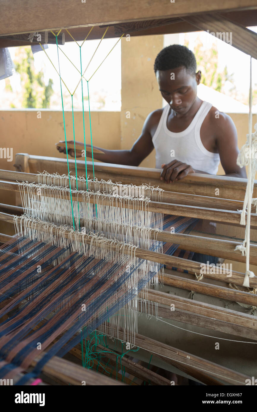 Atelier de tissage - Dar es Salaam, Tanzanie, Afrique de l'Est Banque D'Images