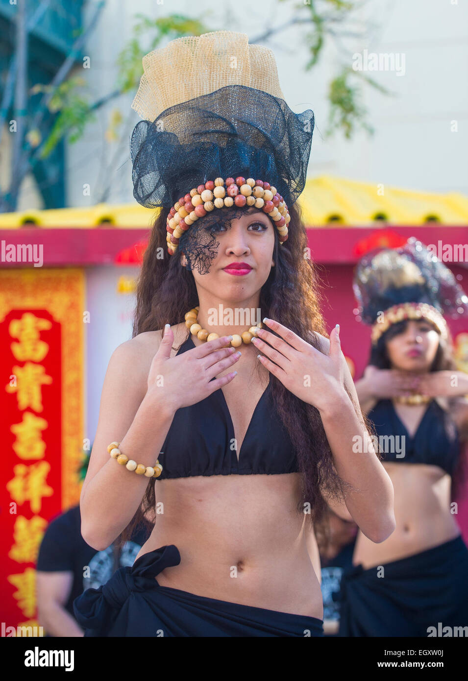 Les spectacles de danse folklorique Tahitienne au Nouvel An chinois qui a eu lieu à Las Vegas Banque D'Images