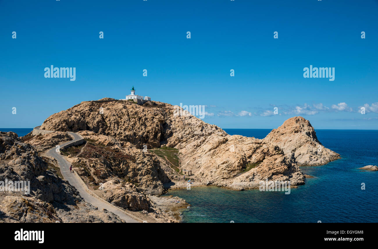Ile de la Pietra avec phare à la pointe de l'Île-Rousse, Haute-Corse, Corse, France Banque D'Images