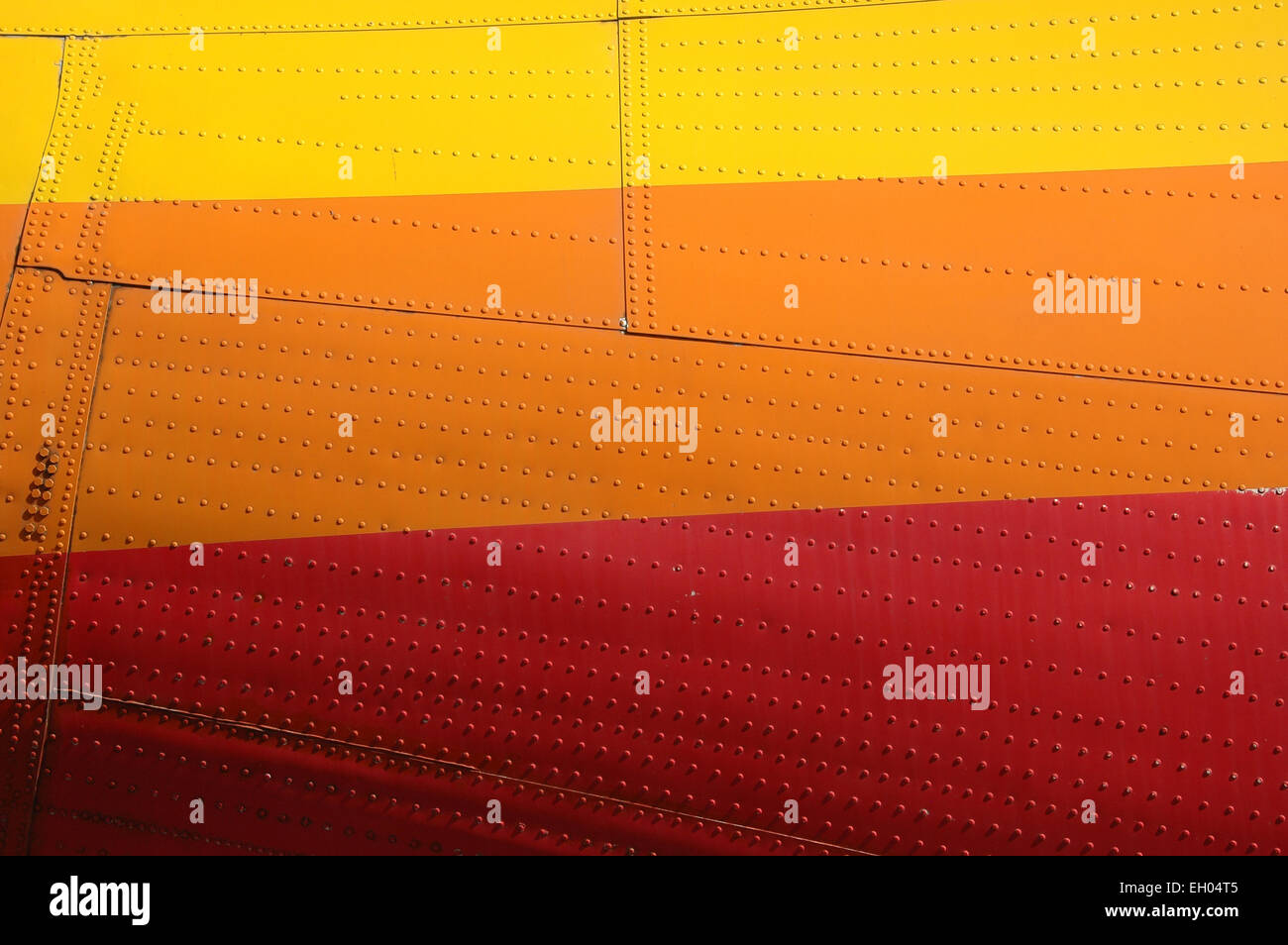 Détail de la structure d'un Super Guppy en vertu de l'Aibus couleurs livraison dans le musée ''Les ailes anciennes'' à Blagnac près de Toulouse. Banque D'Images