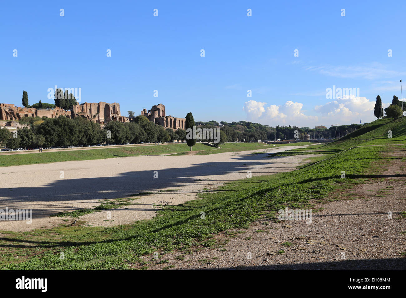 L'Italie. Rome. Le Circus Maximus. Les courses de chars romains antiques stadium. Point de vue. Ruines. Banque D'Images