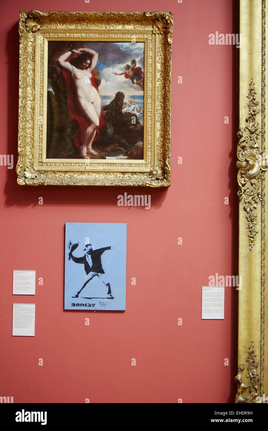 Banksy l'amour est dans l'air, 2000 est une version de l'un des plus célèbres de l'artiste Bristol travaille, qui décrit un manifestant Banque D'Images Banksy l'amour est dans l'air, 2000 est une version de l'un des plus célèbres de l'artiste Bristol travaille, qui décrit un manifestant Banque D'Images