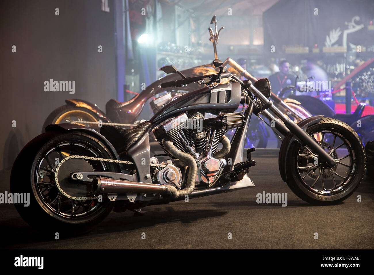 ISTANBUL, TURQUIE - 27 février 2015 : TT Grand choppers custom moto sport sur l'affichage à l'Eurasia moto expo, parc des expositions CNR. Banque D'Images