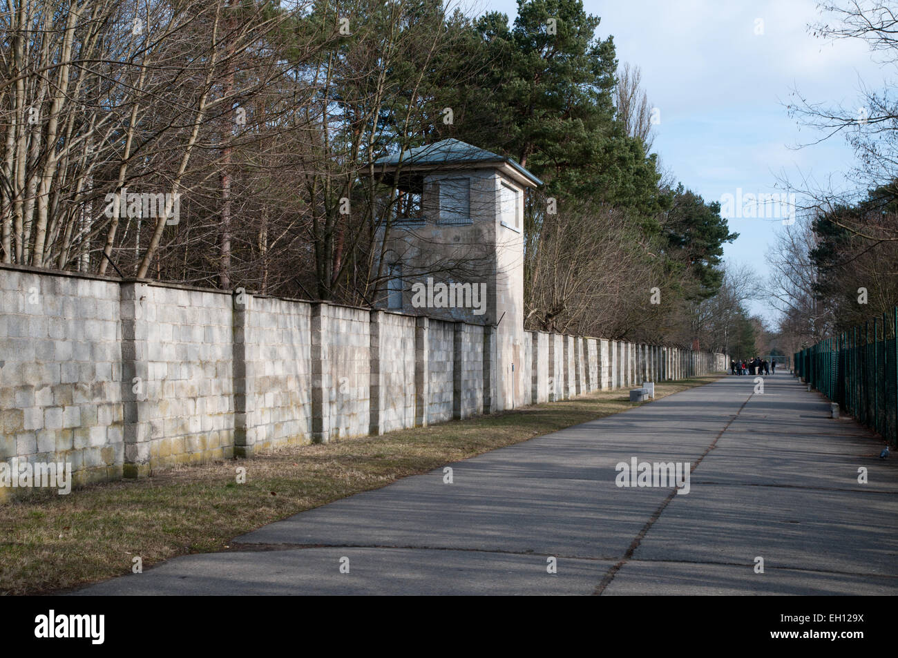 Camp rue menant au mémorial du camp de concentration de Sachsenhausen Oranienburg, Allemagne, site Banque D'Images
