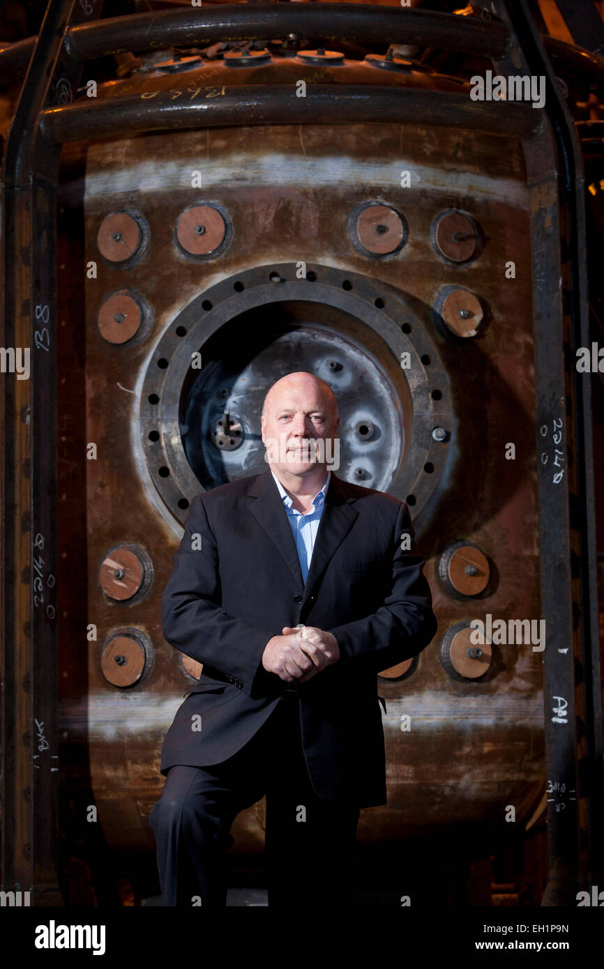 Jim McColl, Écossais d'affaires et un entrepreneur, et le nouveau propriétaire de Ferguson, Marine Port Glasgow. Banque D'Images