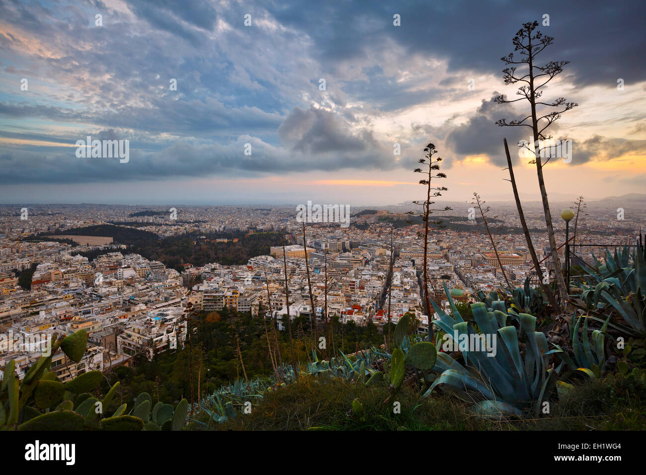 Ville d'Athènes vue depuis la colline du Lycabette, Grèce. Banque D'Images