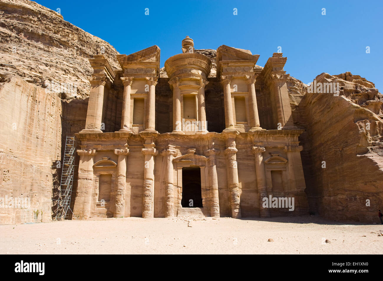 Le monastère Deir Ad à Petra en Jordanie Banque D'Images