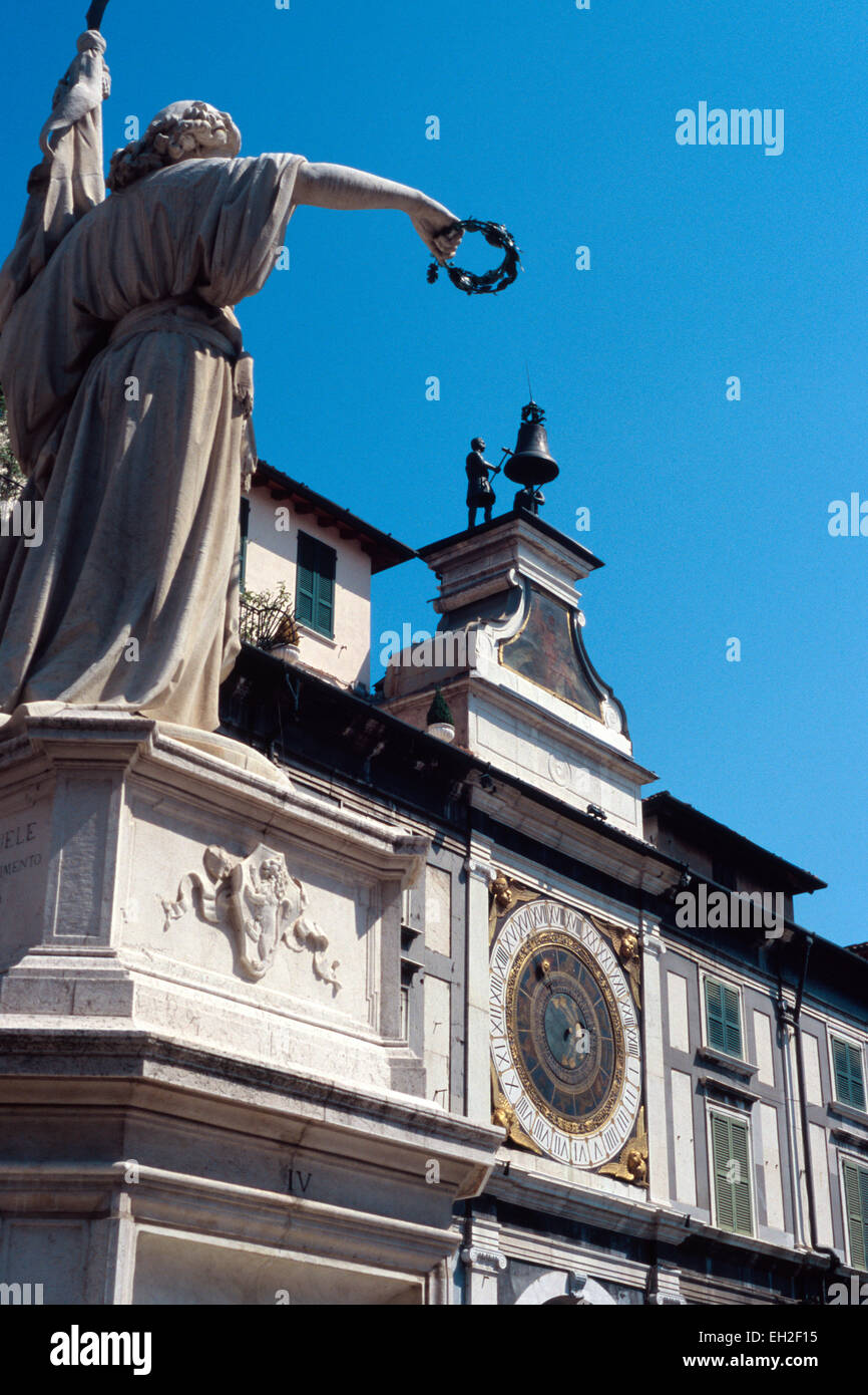 L'Italie, Lombardie, Brescia, Piazza della Loggia Square, Torre Dell Orologio, Tour de l'horloge Banque D'Images