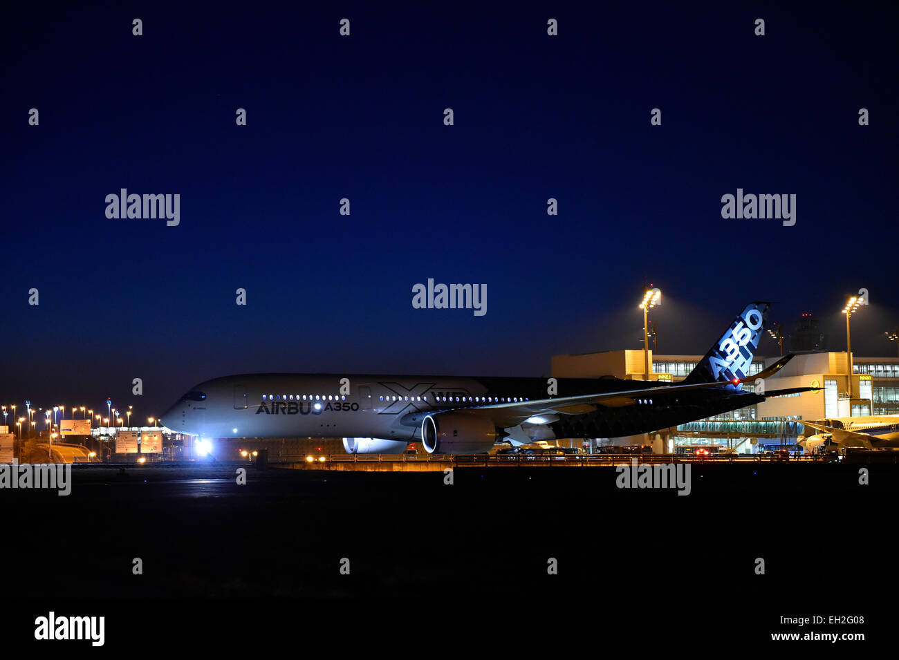 Airbus a 350 XWB 900, avion, avion, avion, ACL, lumière anti-collision, l'aéroport de Munich, sommaire, panorama, vue, nuit, Banque D'Images