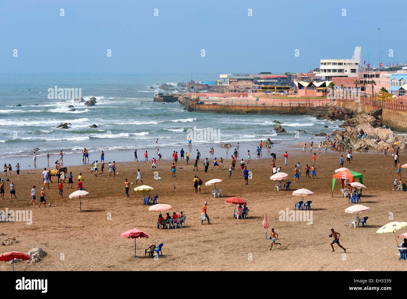 Maroc, Casablanca, plage publique de quartier Ain Diab Banque D'Images