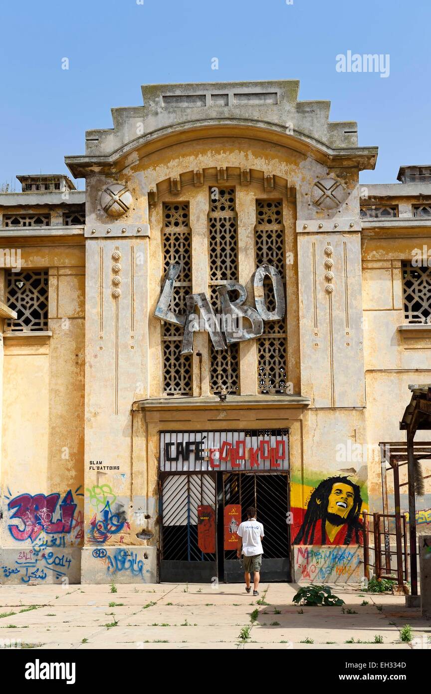 Maroc, Casablanca, l'ancien abattoir dans Jaafar-El-Barmaki street construite en 1922 par l'architecte Georges-Ernest Desmarest, un centre culturel aujourd'hui : La Fabrique Culturelle Banque D'Images