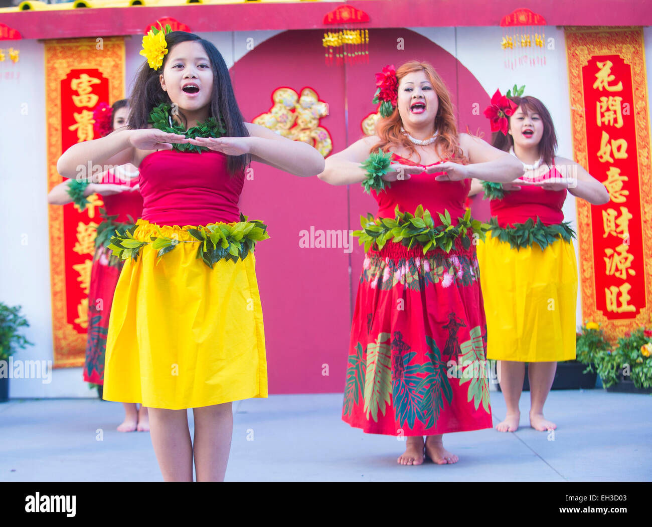 Les spectacles de danse folklorique Tahitienne au Nouvel An chinois qui a eu lieu à Las Vegas Banque D'Images