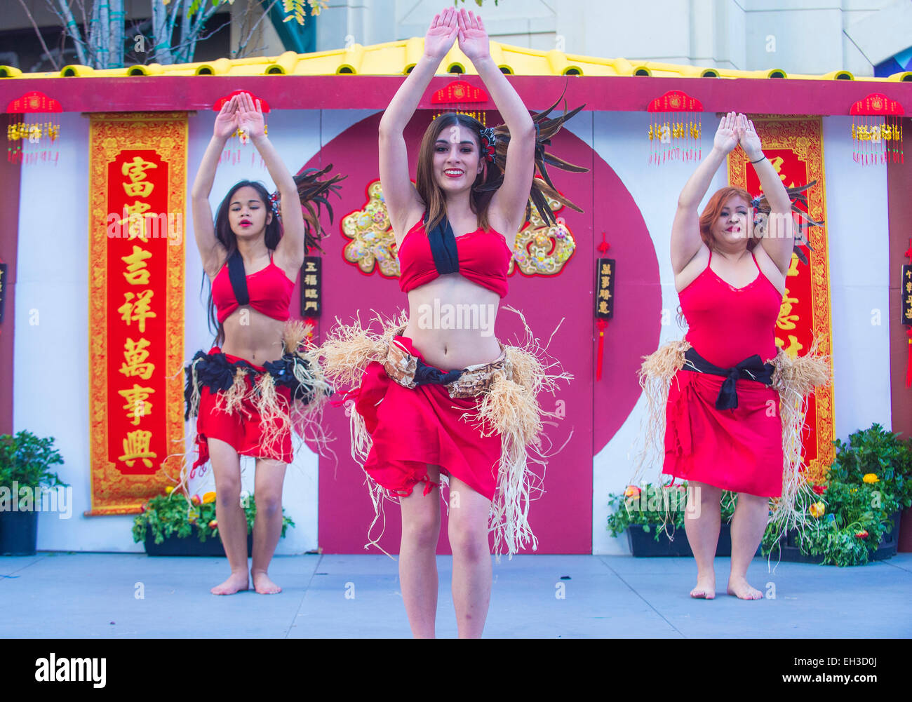 Les spectacles de danse folklorique Tahitienne au Nouvel An chinois qui a eu lieu à Las Vegas Banque D'Images