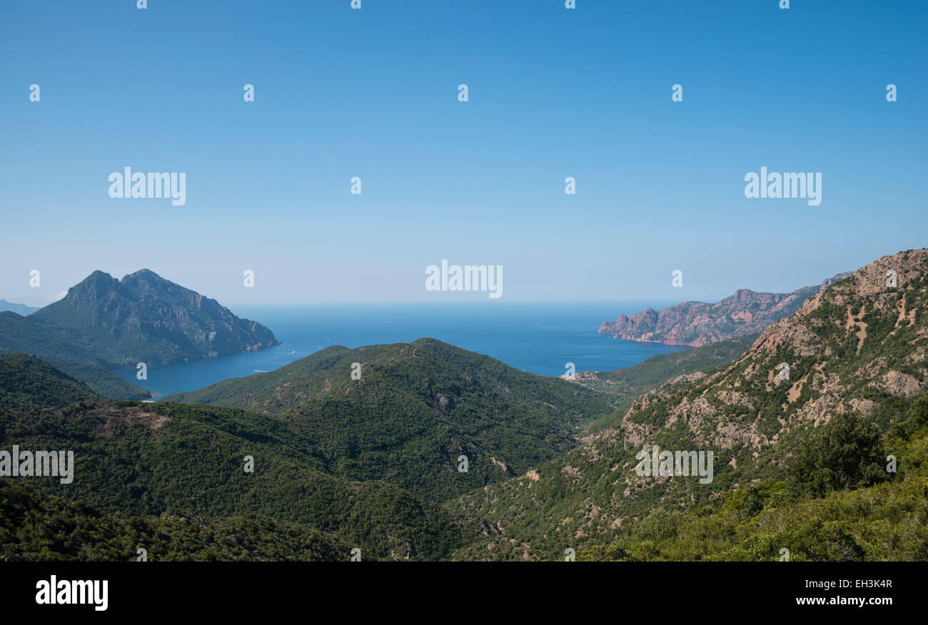 Deux promontoires sur la côte ouest de la Corse, Golfe de Porto, Corse, France Banque D'Images